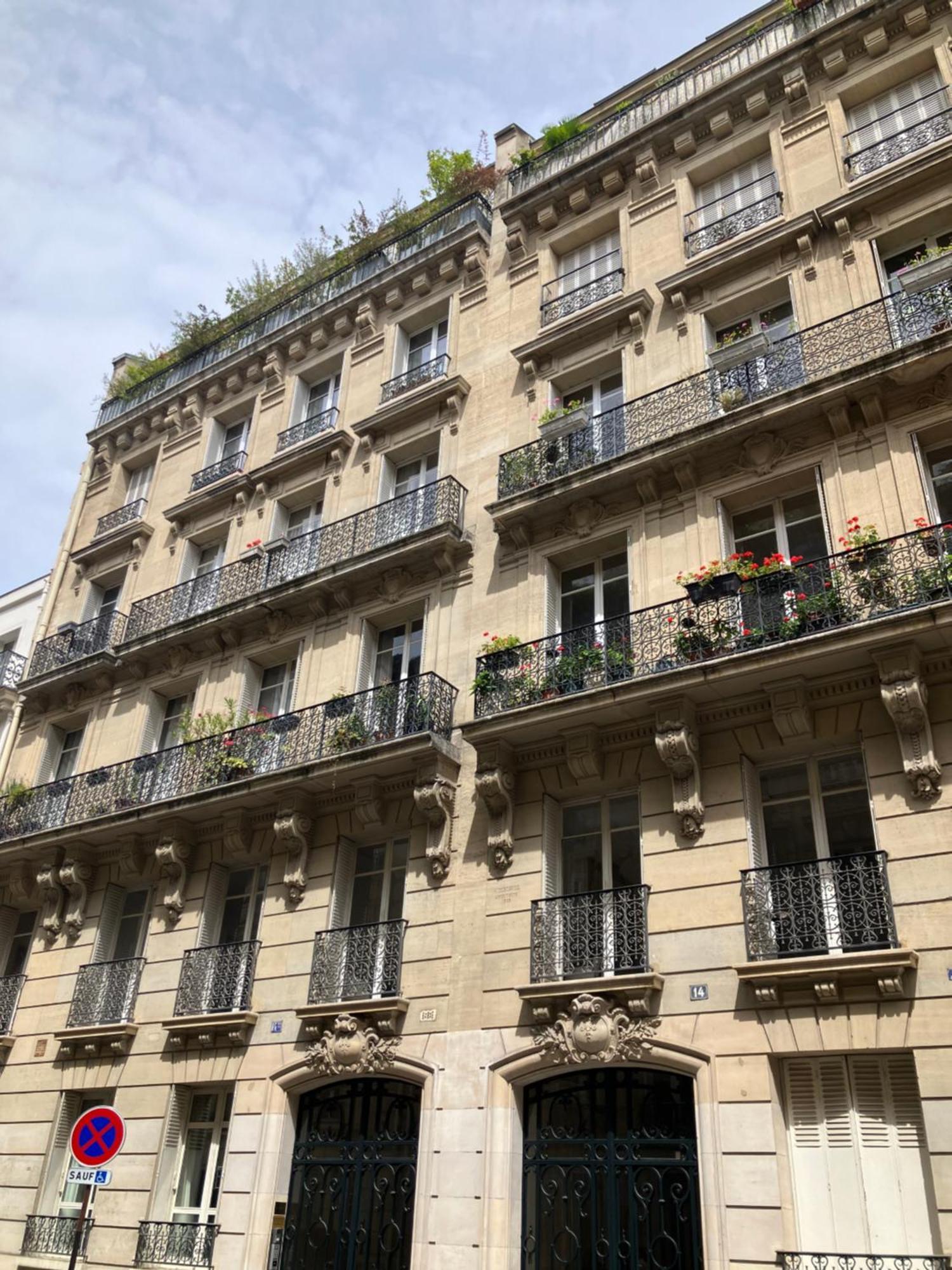 Capitale Saint Lazare Couette-café